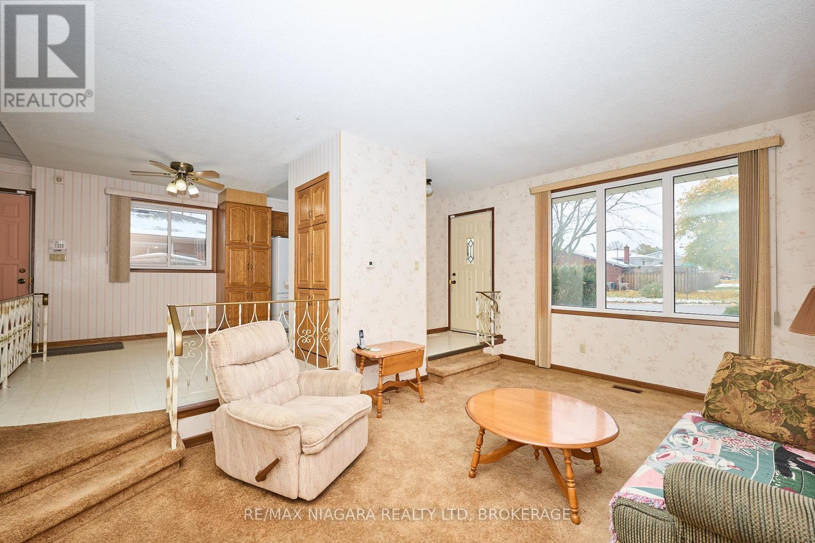 11 Stonegate Drive, St. Catharines, Ontario L2P 3K9 - Photo 13 - X12540846