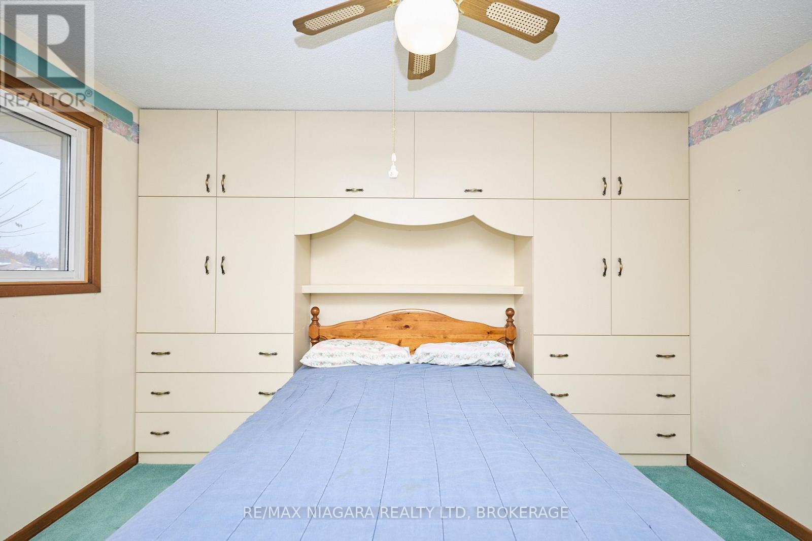 11 Stonegate Drive, St. Catharines, Ontario L2P 3K9 - Photo 18 - X12540846