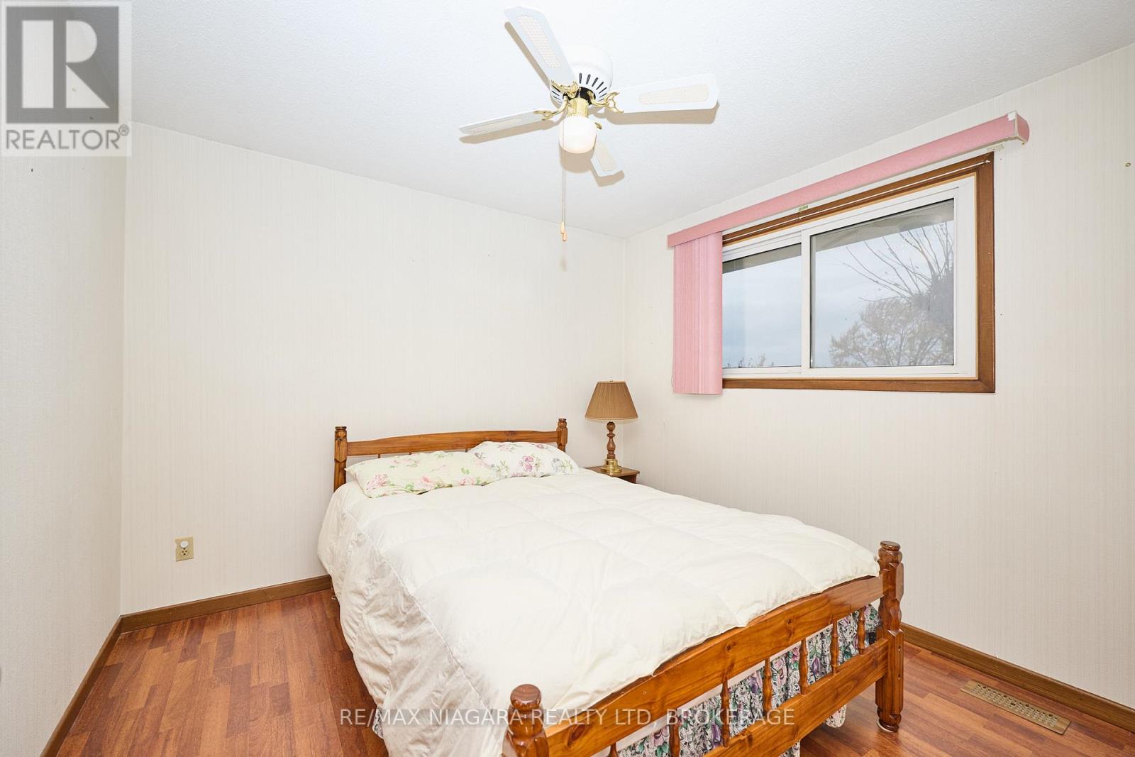 11 Stonegate Drive, St. Catharines, Ontario L2P 3K9 - Photo 20 - X12540846