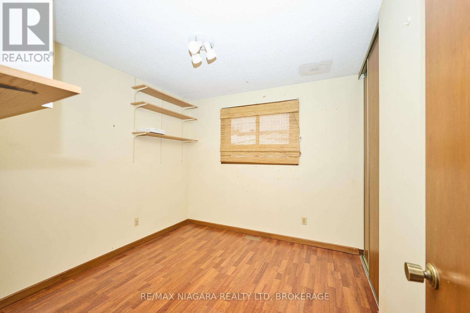 11 Stonegate Drive, St. Catharines, Ontario L2P 3K9 - Photo 22 - X12540846