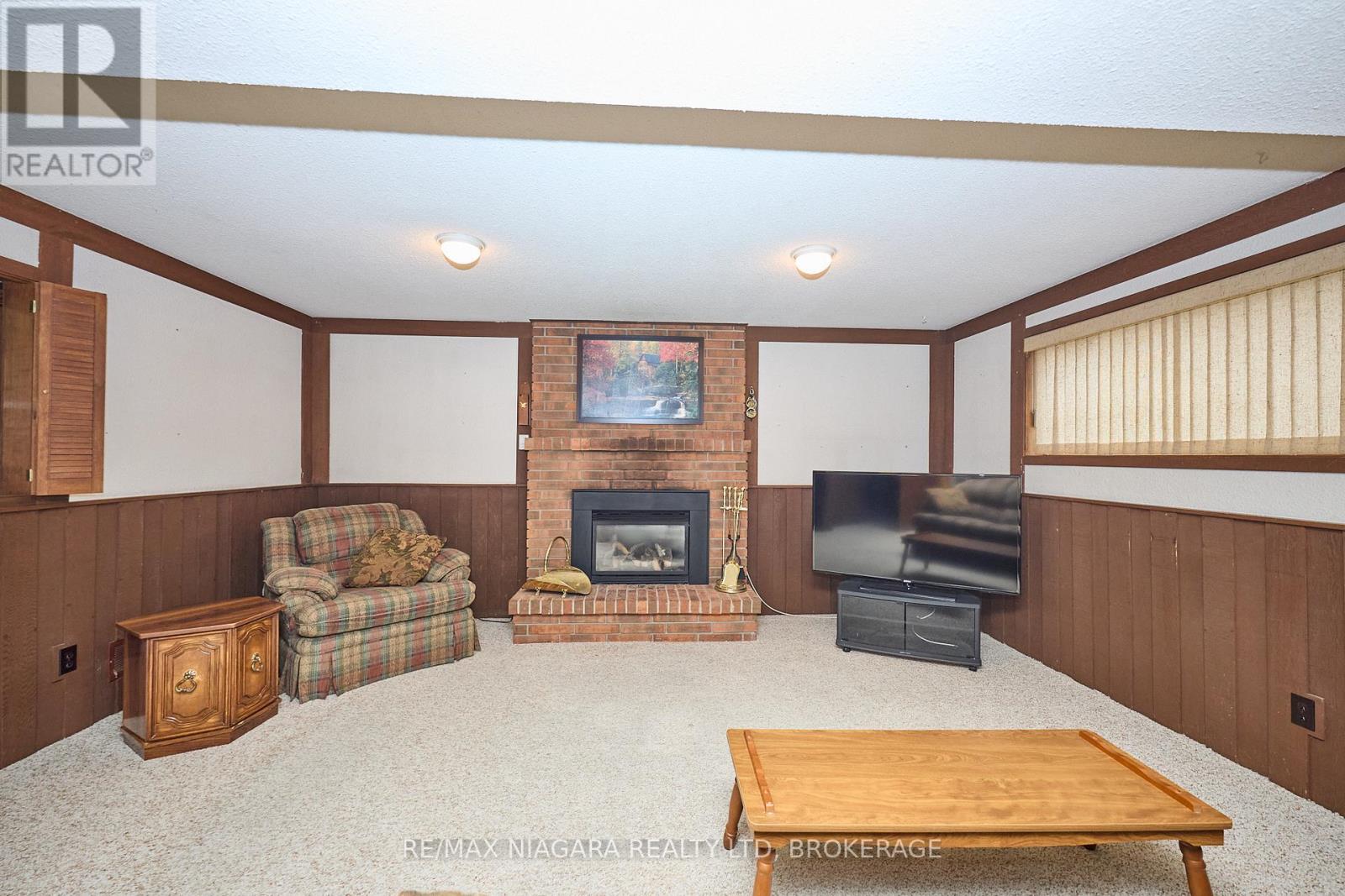 11 Stonegate Drive, St. Catharines, Ontario L2P 3K9 - Photo 26 - X12540846