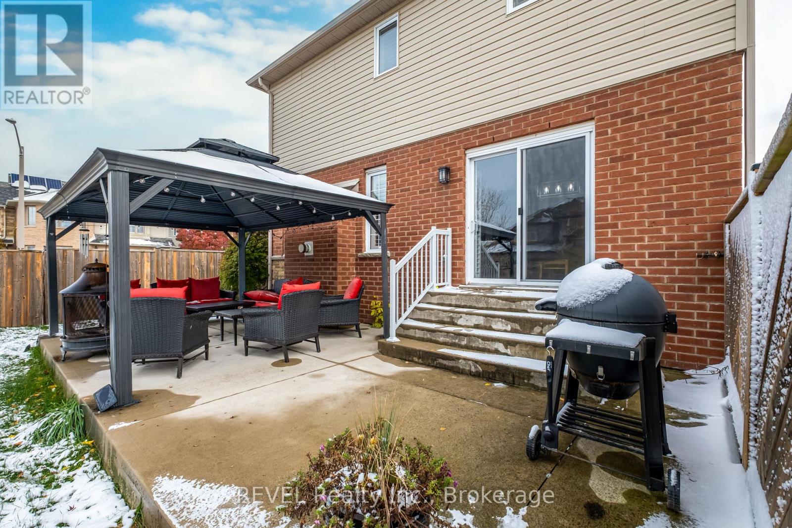29 Springbreeze Heights, Hamilton, Ontario  L8E 0A4 - Photo 41 - X12540882