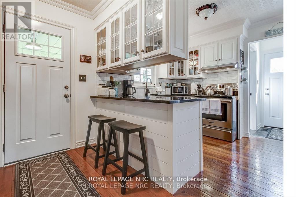 20 Dumfries Street, Niagara-On-The-Lake, Ontario  L0S 1J0 - Photo 11 - X12540954