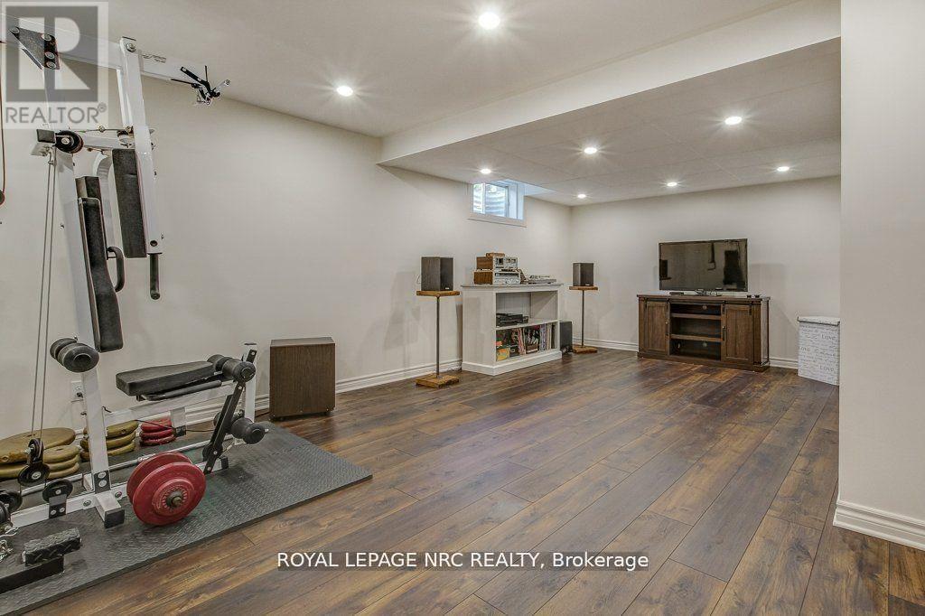 20 Dumfries Street, Niagara-On-The-Lake, Ontario  L0S 1J0 - Photo 25 - X12540954