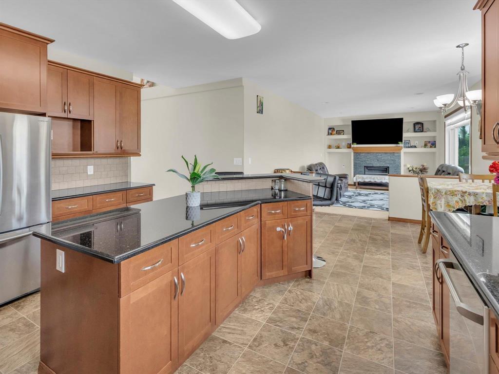 36 Pinetop Road, Winnipeg, Manitoba  R3W 0E9 - Photo 8 - 202528385