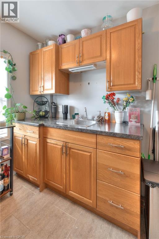 50 Walnut Street, Kitchener, Ontario  N2G 1P6 - Photo 25 - 40787415