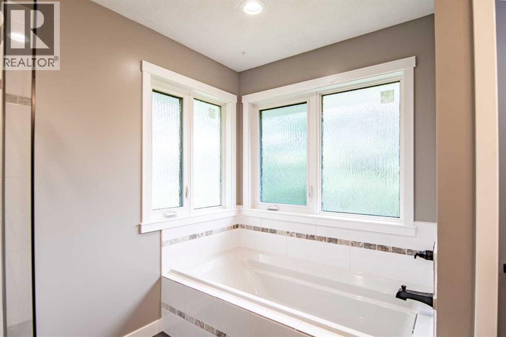 2 Grand Avenue, Norglenwold, Alberta  T4S 1S5 - Photo 30 - A2261128