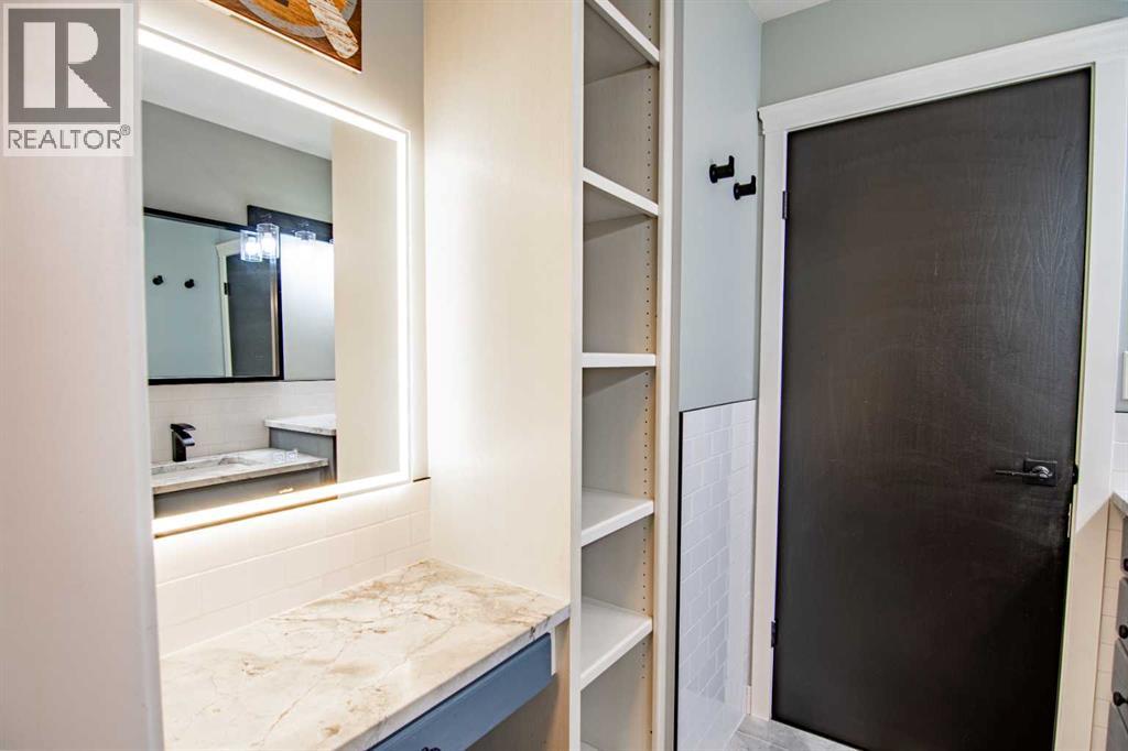 2 Grand Avenue, Norglenwold, Alberta  T4S 1S5 - Photo 38 - A2261128