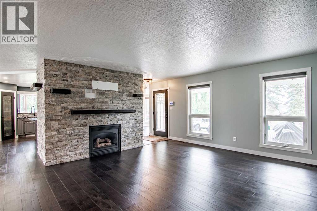 2 Grand Avenue, Norglenwold, Alberta  T4S 1S5 - Photo 7 - A2261128