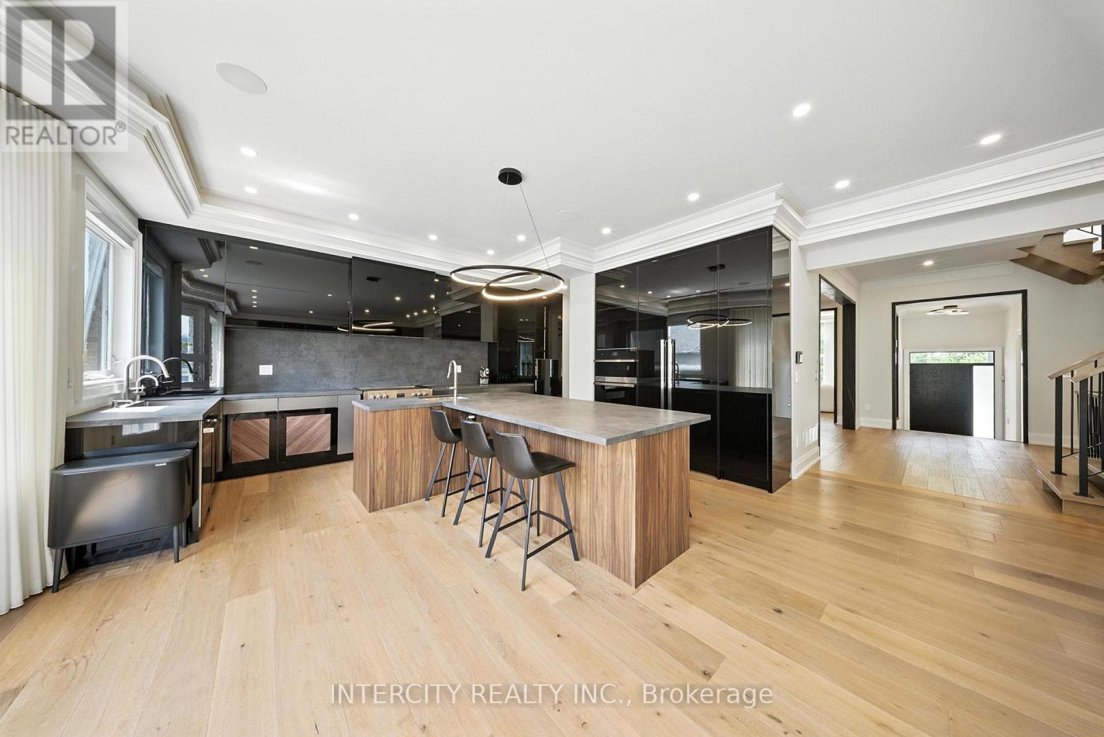 131a Birch Avenue, Richmond Hill, Ontario  L4C 6C5 - Photo 16 - N12540578