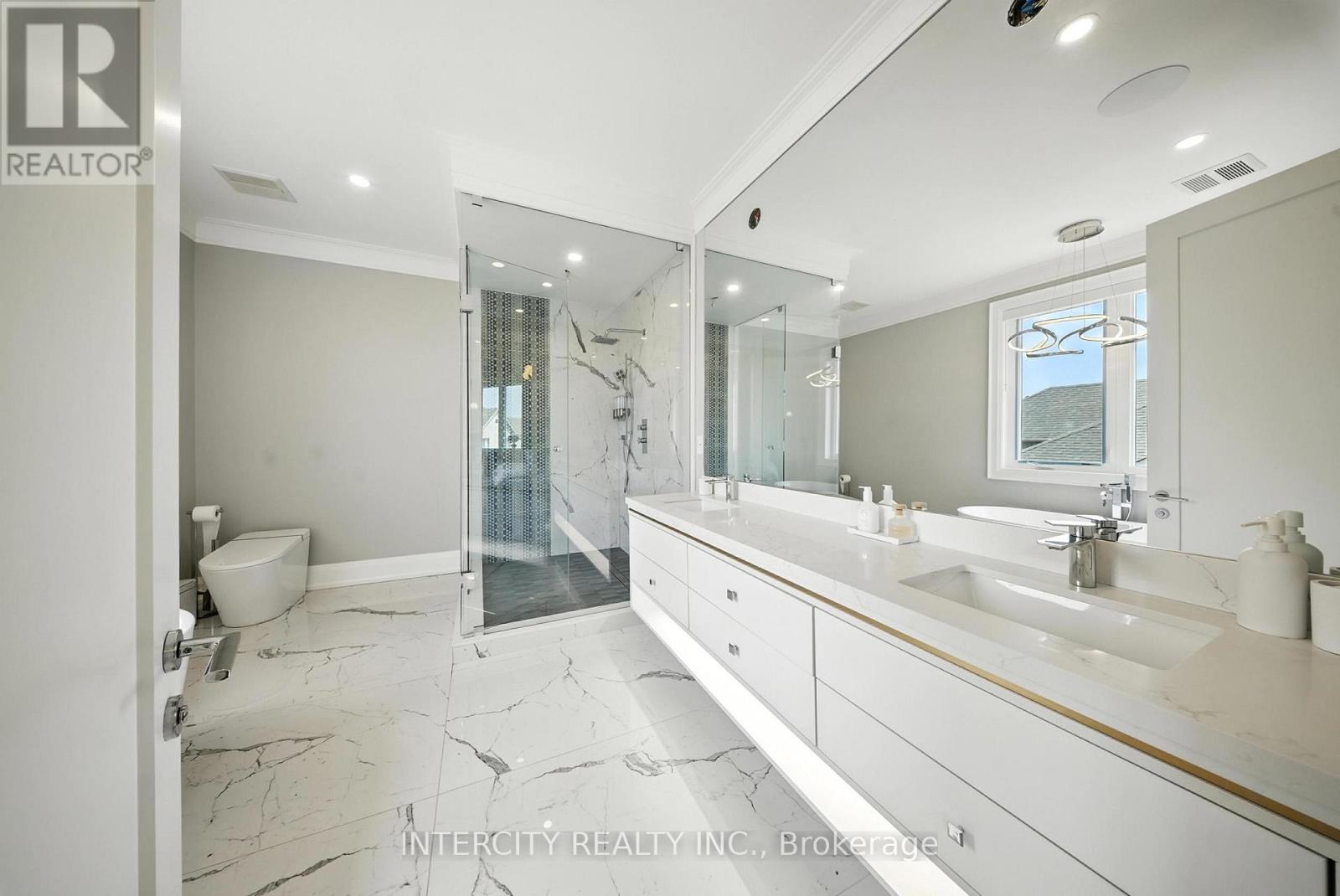 131a Birch Avenue, Richmond Hill, Ontario  L4C 6C5 - Photo 29 - N12540578