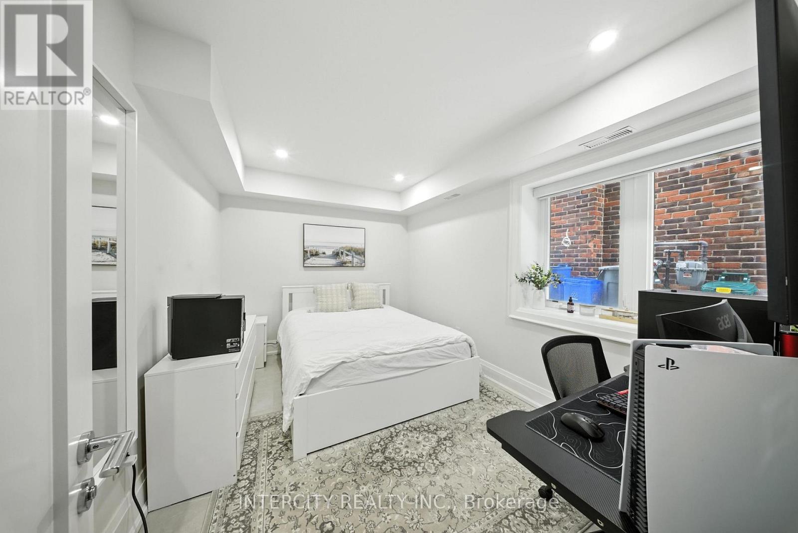 131a Birch Avenue, Richmond Hill, Ontario  L4C 6C5 - Photo 46 - N12540578