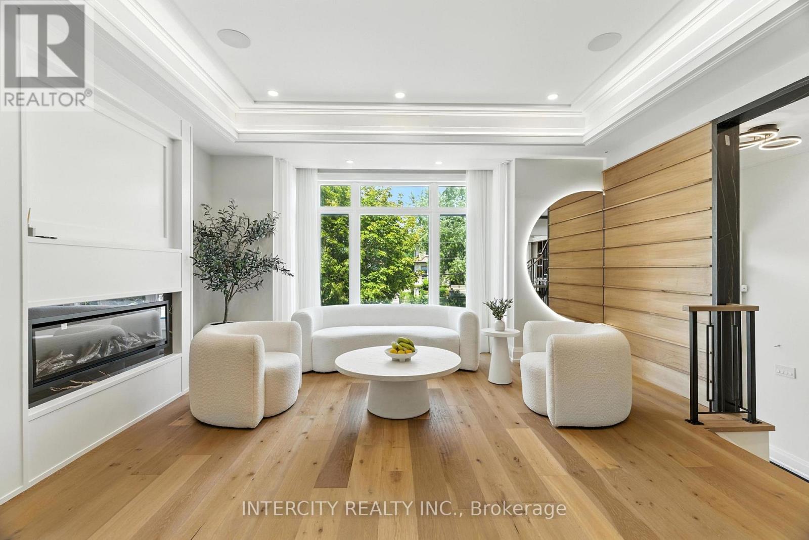 131a Birch Avenue, Richmond Hill, Ontario  L4C 6C5 - Photo 6 - N12540578