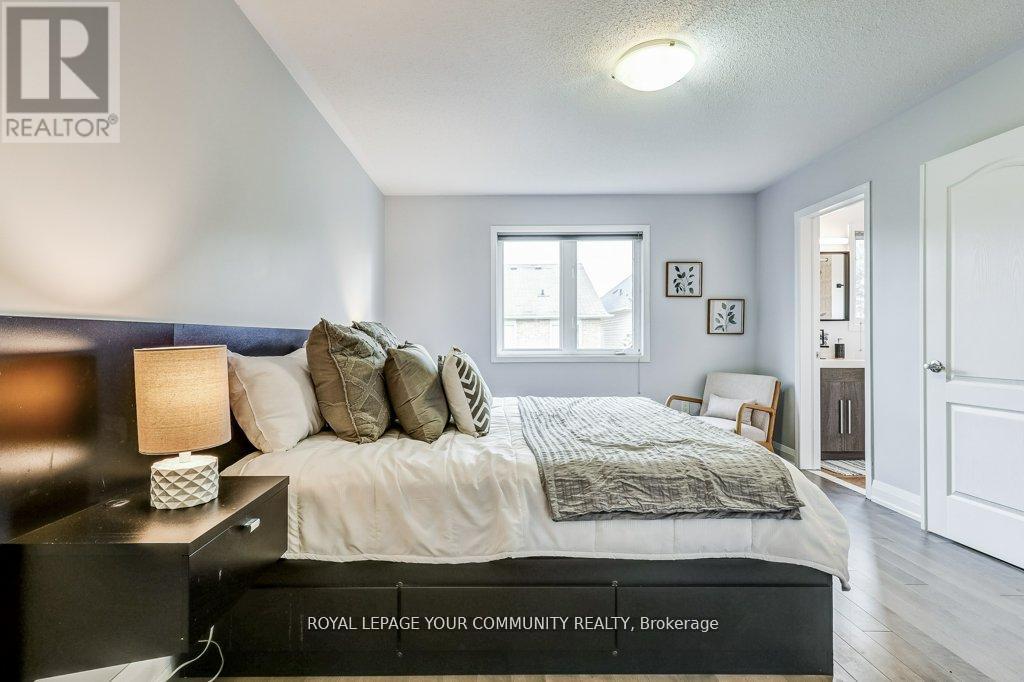 18 Weldon Woods Court, Whitchurch-Stouffville, Ontario  L4A 0J4 - Photo 19 - N12540584