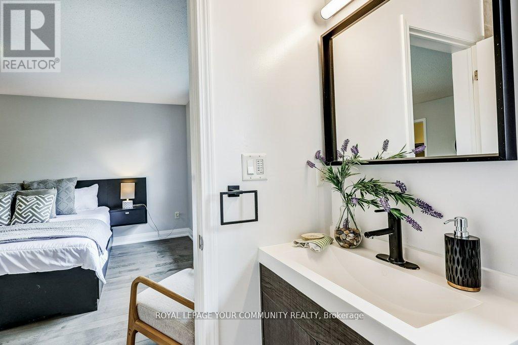 18 Weldon Woods Court, Whitchurch-Stouffville, Ontario  L4A 0J4 - Photo 23 - N12540584