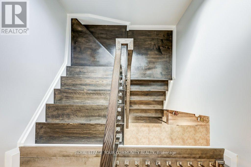 18 Weldon Woods Court, Whitchurch-Stouffville, Ontario  L4A 0J4 - Photo 33 - N12540584