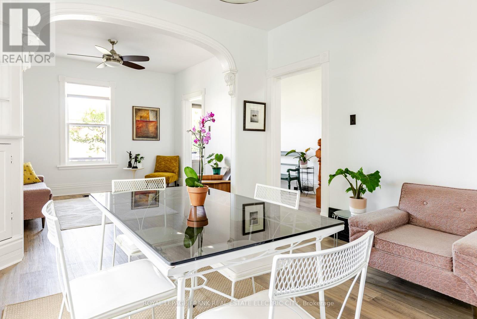 193 Lake Street, Peterborough, Ontario  K9J 2H4 - Photo 13 - X12540864