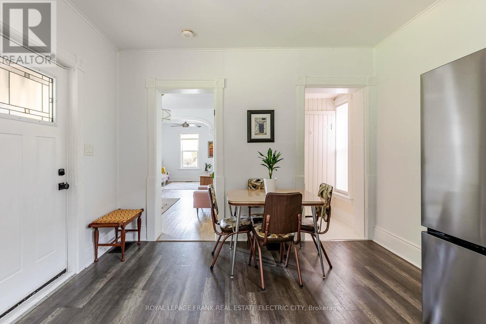 193 Lake Street, Peterborough, Ontario  K9J 2H4 - Photo 18 - X12540864