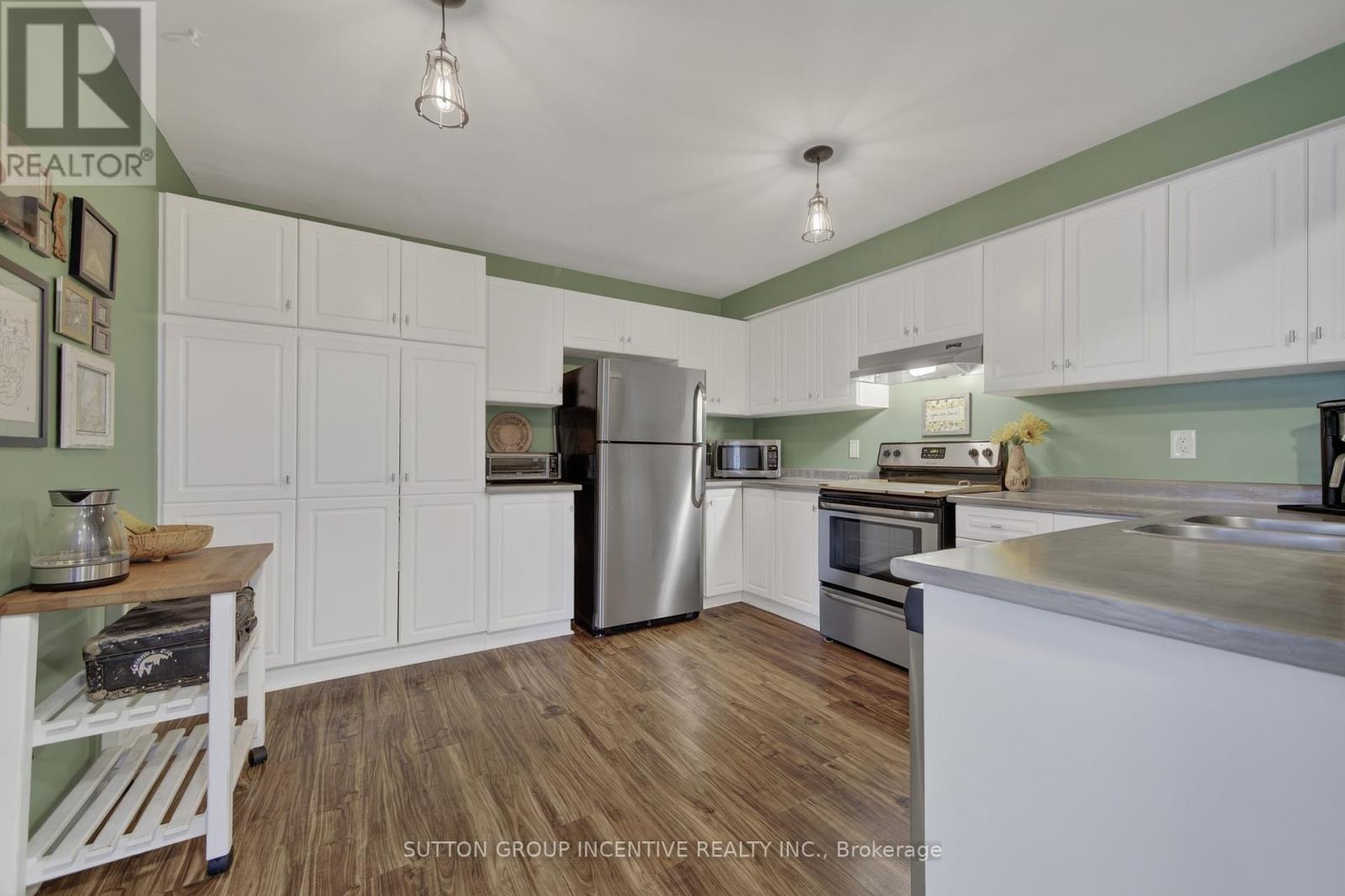 56 Weymouth Road, Barrie, Ontario  L4M 6R7 - Photo 22 - S12540574