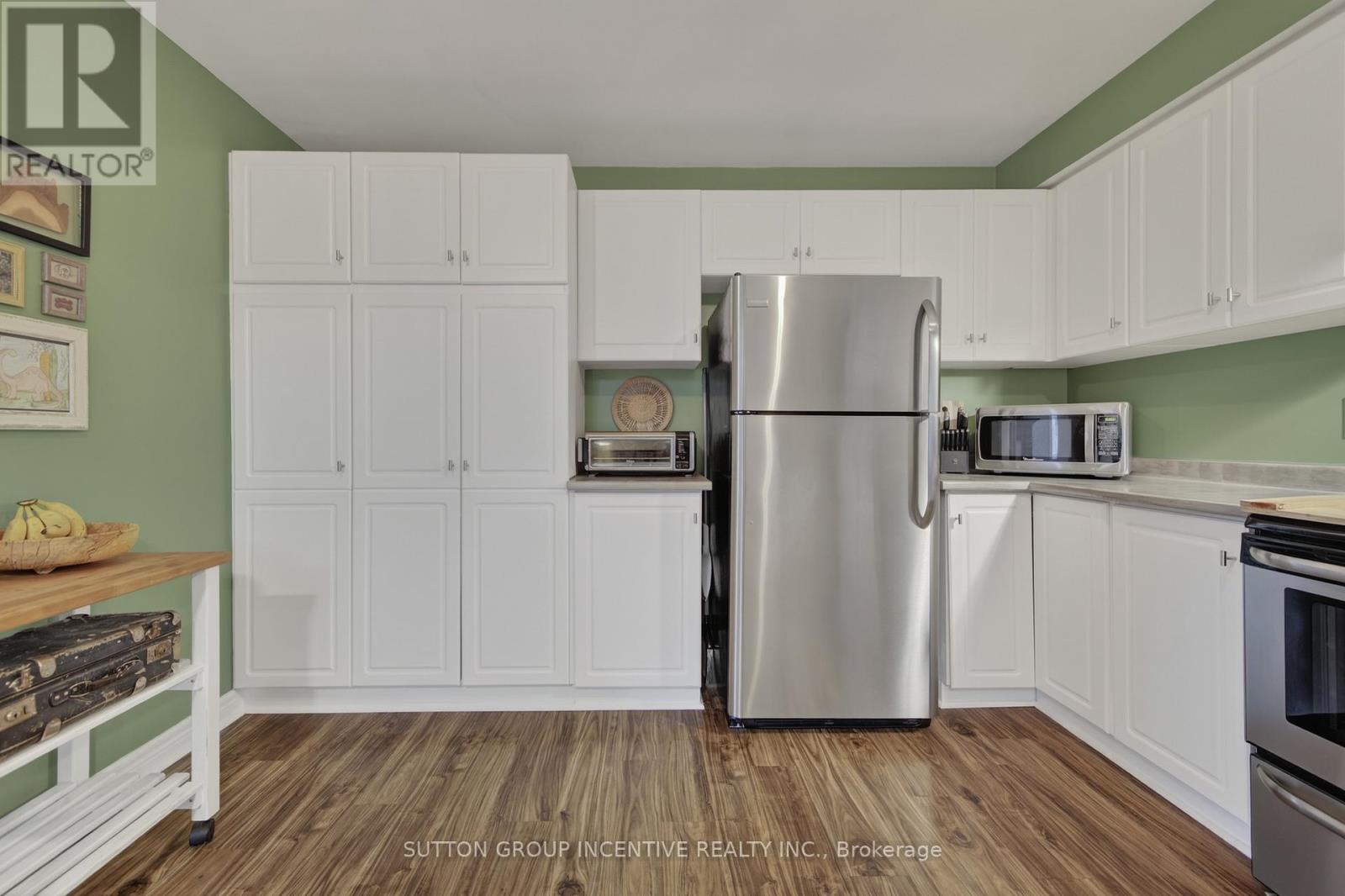 56 Weymouth Road, Barrie, Ontario  L4M 6R7 - Photo 24 - S12540574