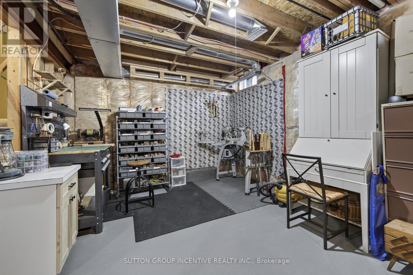 56 Weymouth Road, Barrie, Ontario  L4M 6R7 - Photo 50 - S12540574