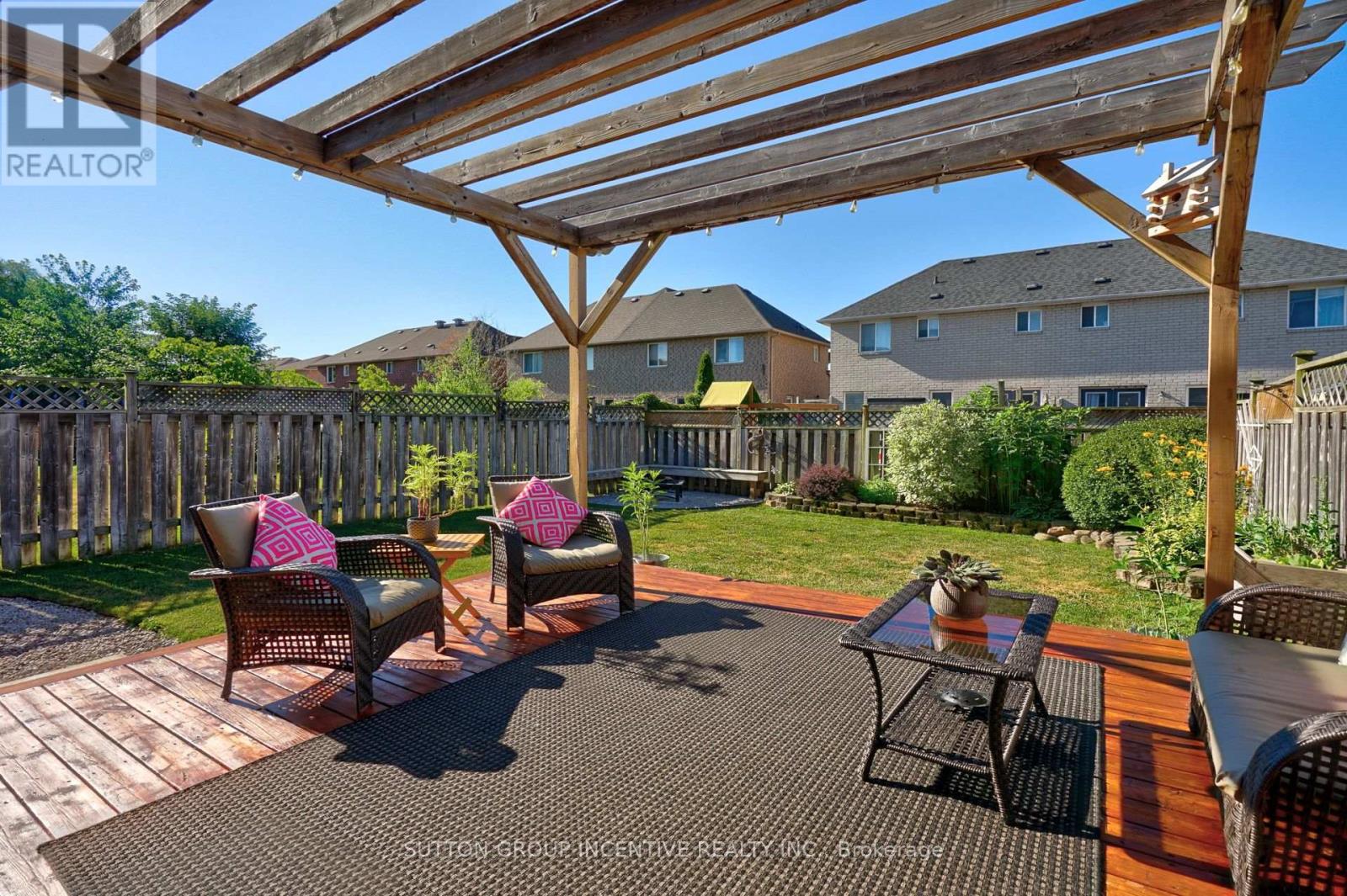 56 Weymouth Road, Barrie, Ontario  L4M 6R7 - Photo 8 - S12540574