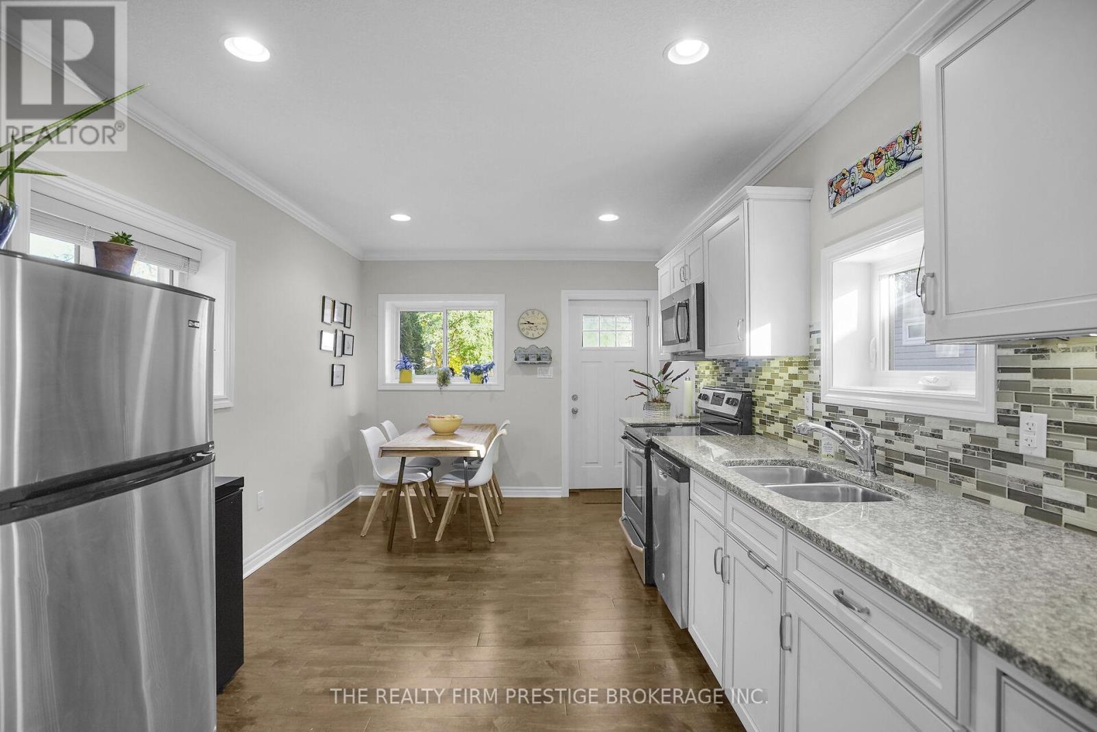 60 Bruce Street, London South, Ontario  N6C 1G6 - Photo 9 - X12485926