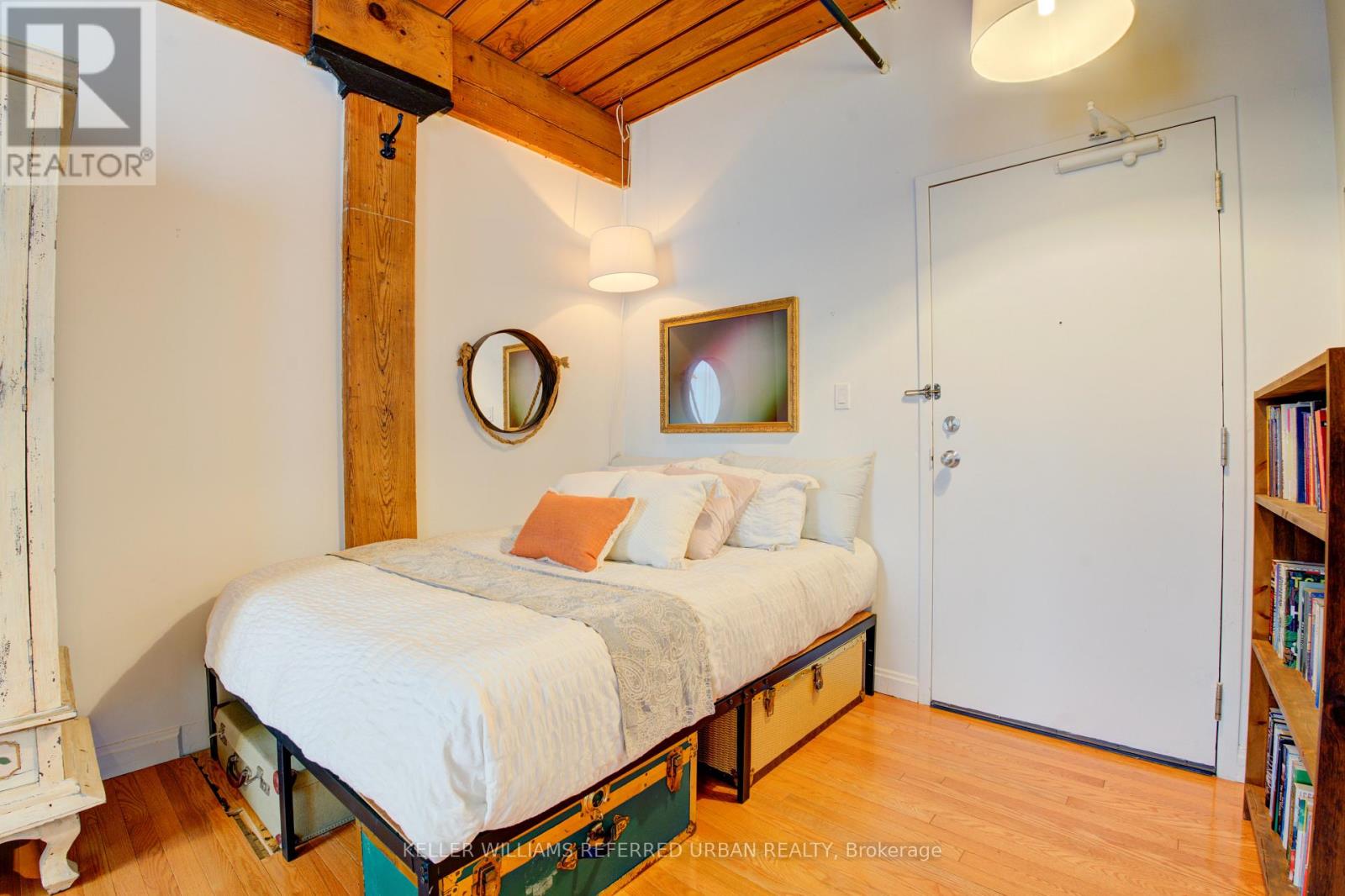 203 - 24 Noble Street, Toronto, Ontario  M6K 2C8 - Photo 11 - W12540608