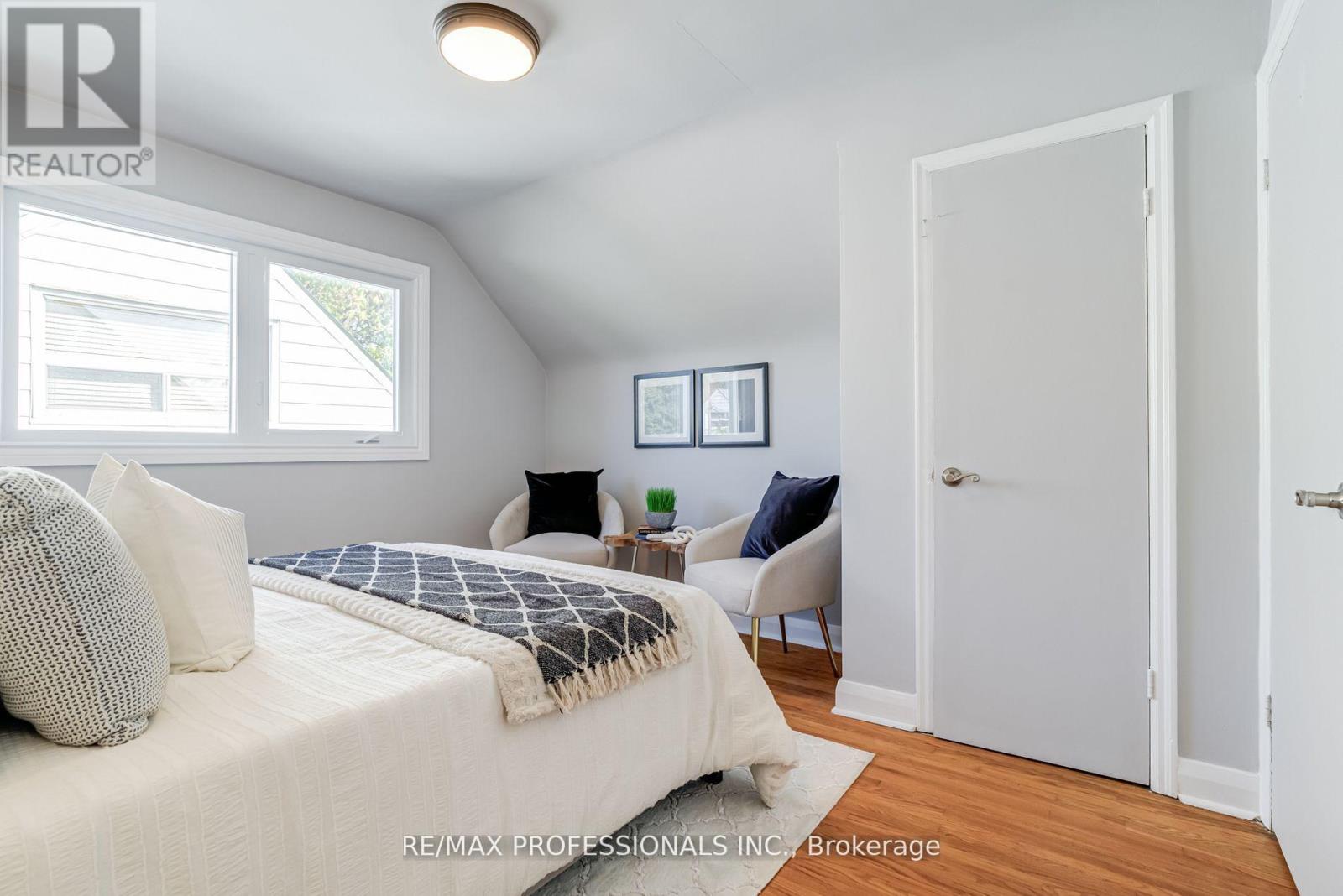 516 Browns Line, Toronto, Ontario  M8W 3V2 - Photo 16 - W12540610