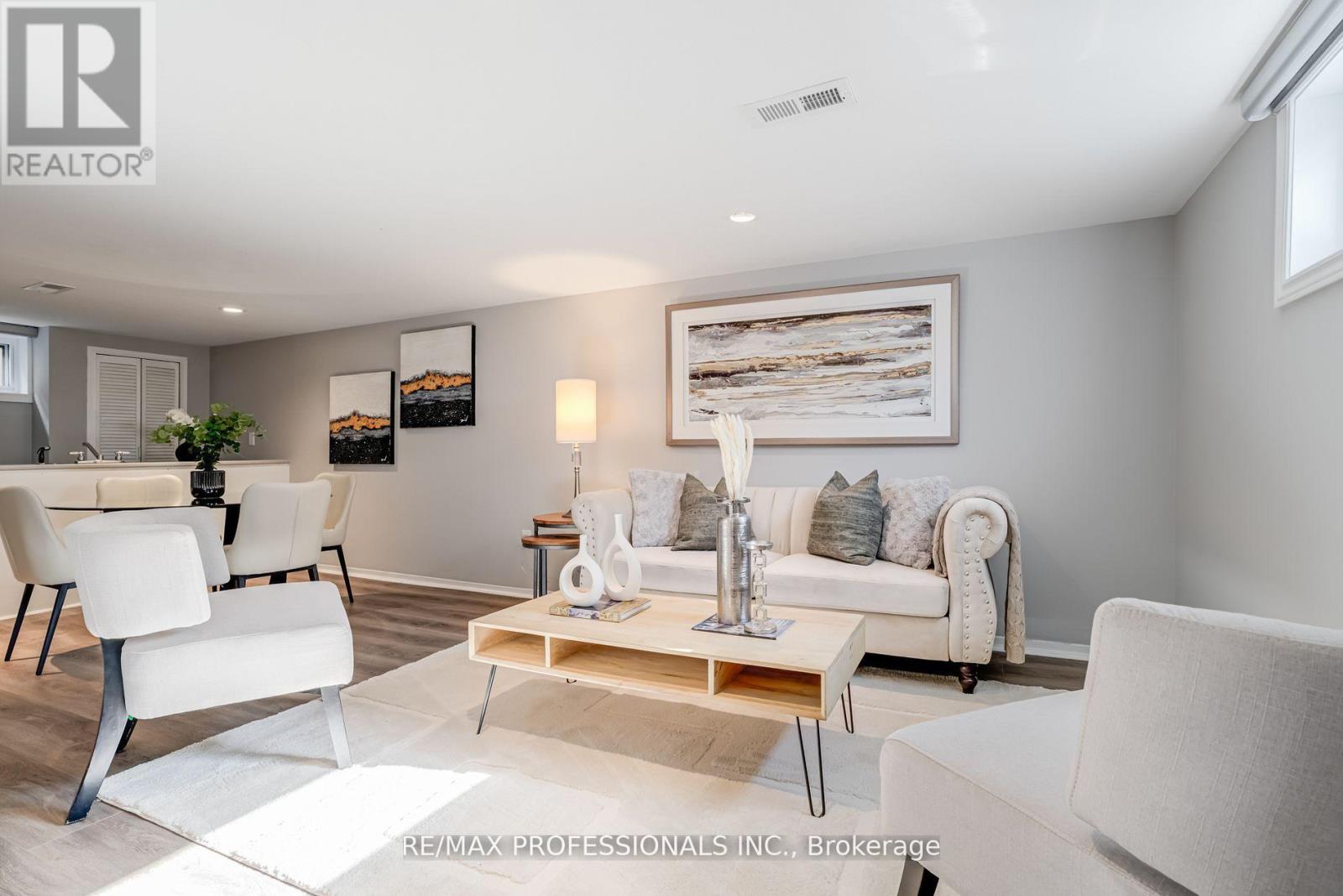 516 Browns Line, Toronto, Ontario  M8W 3V2 - Photo 25 - W12540610