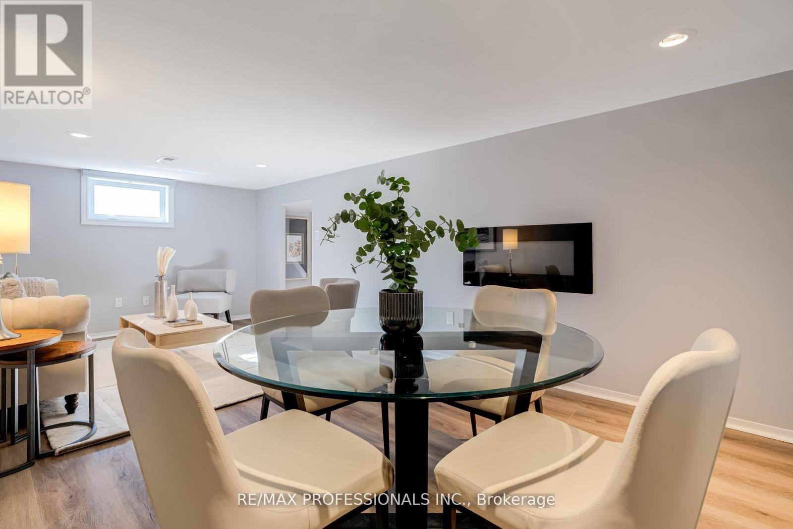 516 Browns Line, Toronto, Ontario  M8W 3V2 - Photo 29 - W12540610