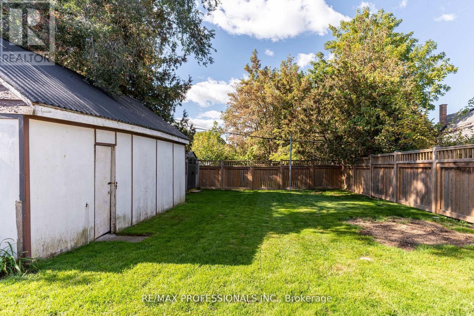 516 Browns Line, Toronto, Ontario  M8W 3V2 - Photo 36 - W12540610