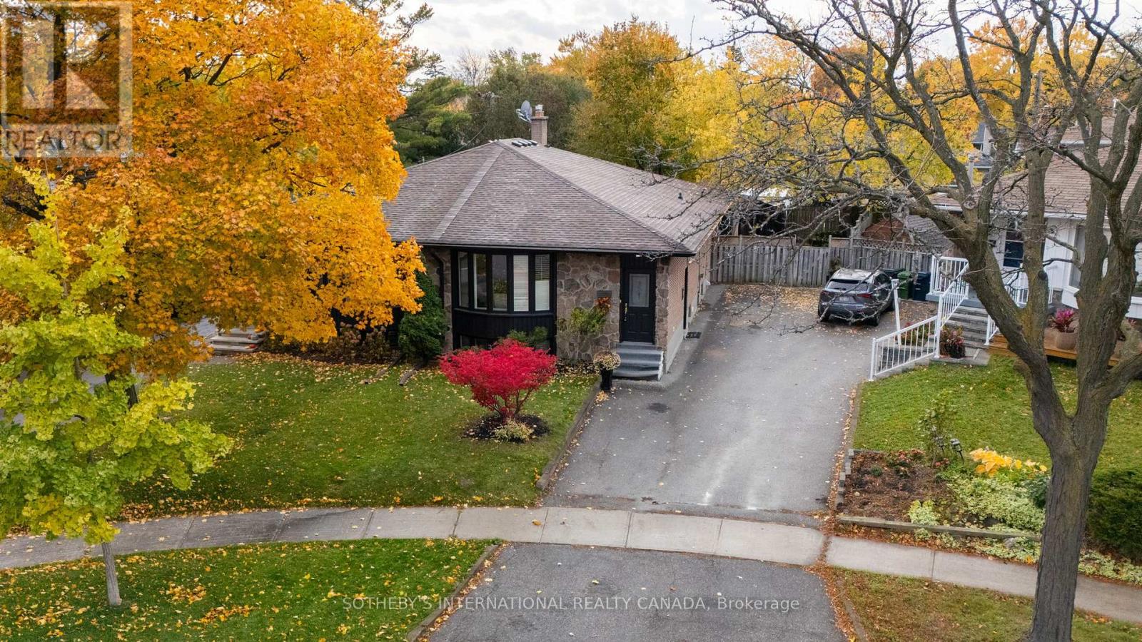 14 Beckenham Court, Toronto, Ontario  M9C 3K9 - Photo 29 - W12540682
