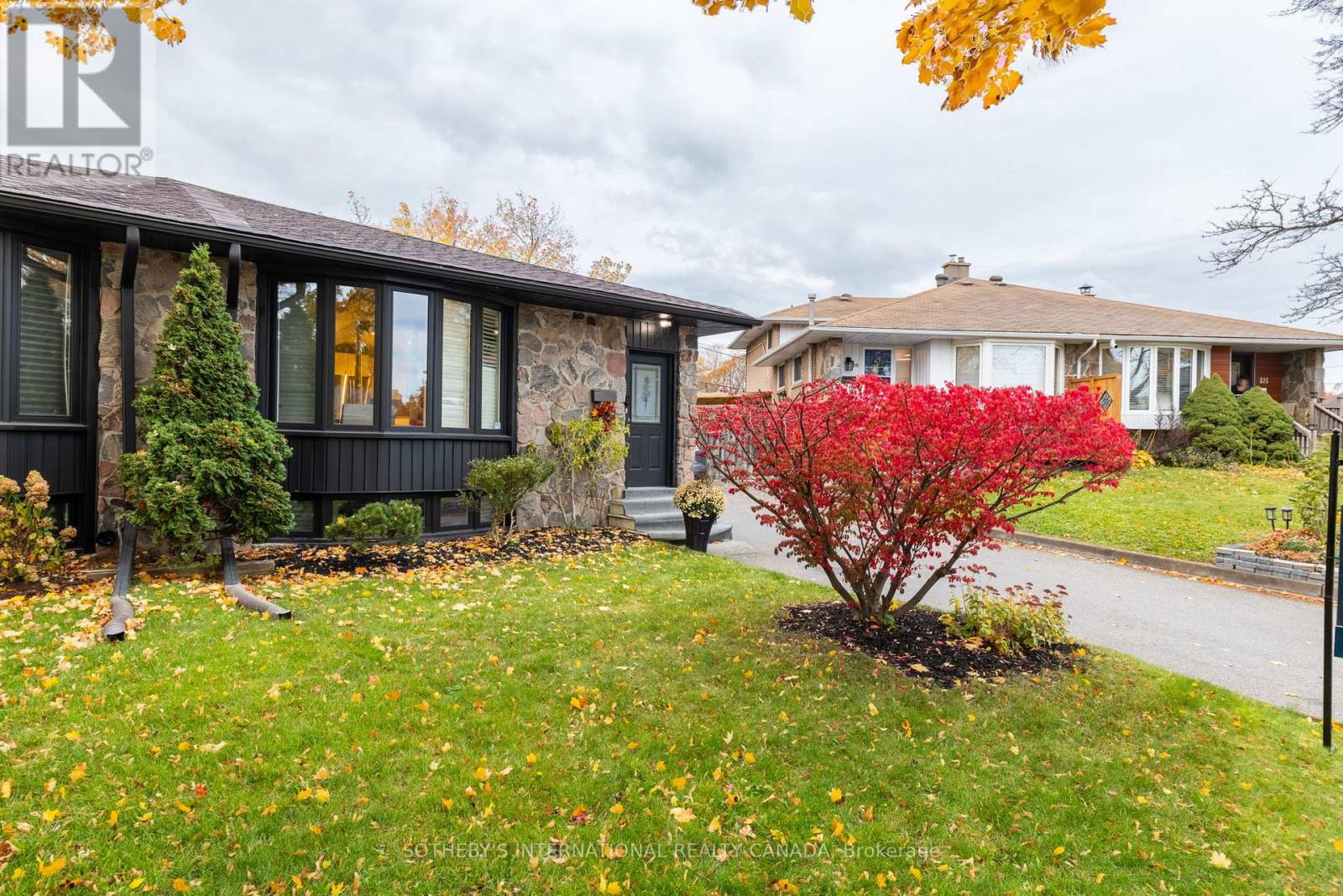 14 Beckenham Court, Toronto, Ontario  M9C 3K9 - Photo 30 - W12540682