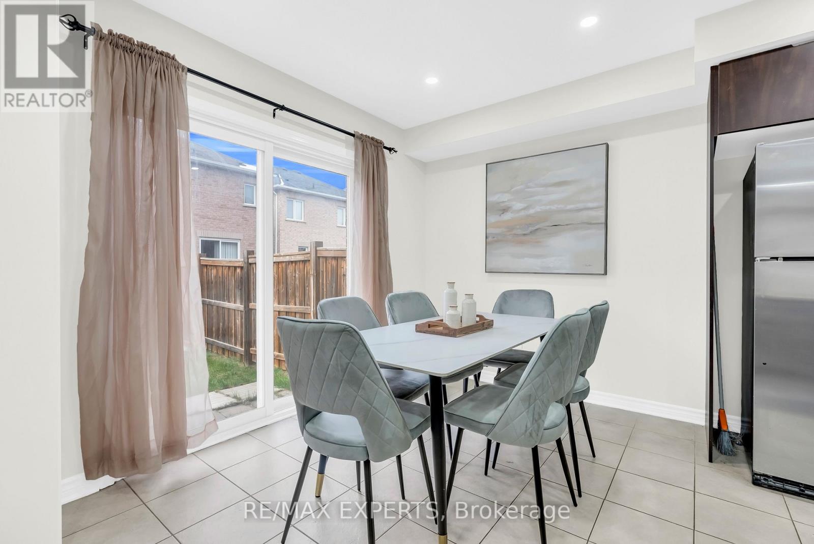 1544 Gainer Crescent, Milton, Ontario  L9T 8Y3 - Photo 17 - W12540686