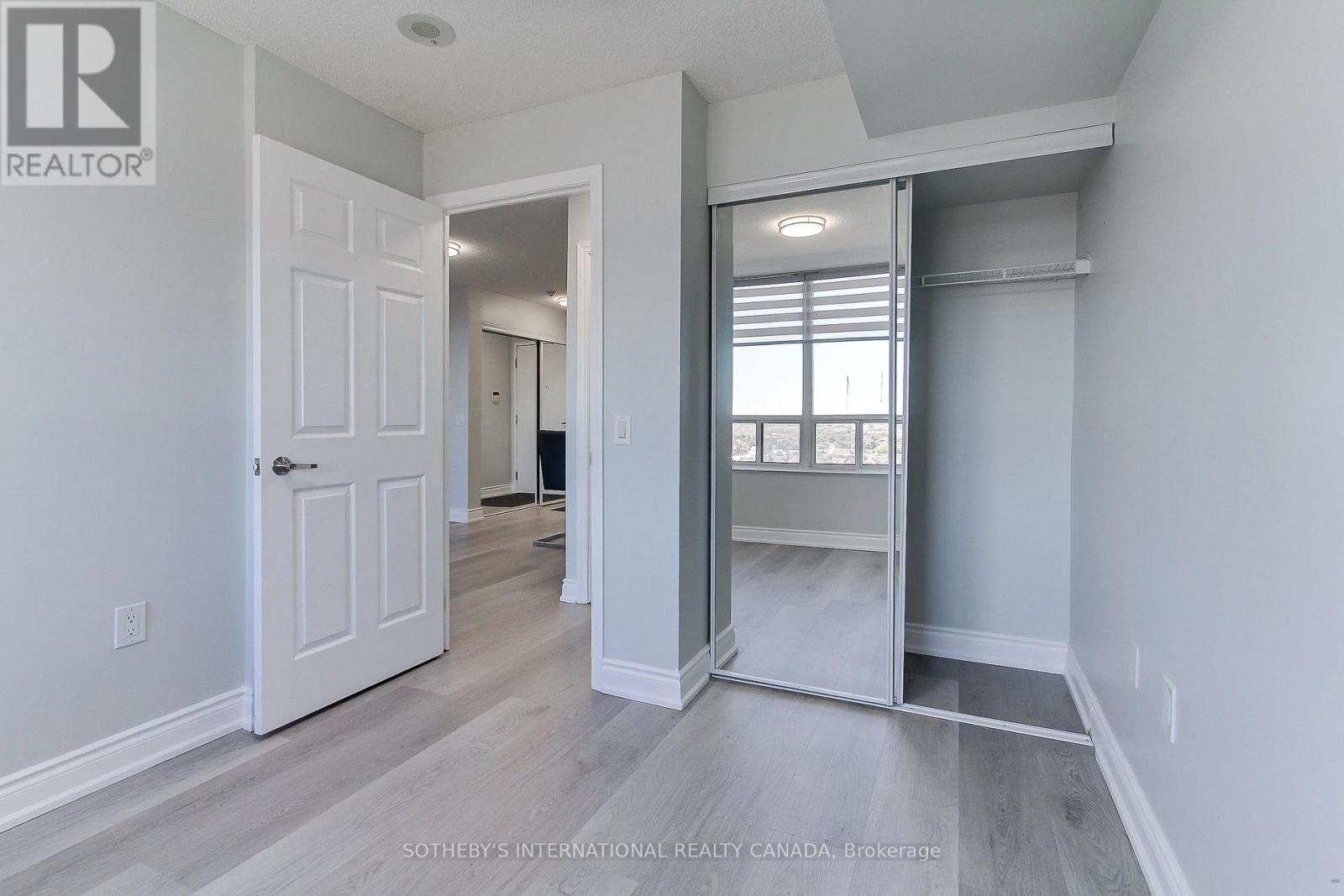 1415 - 55 Strathaven Drive, Mississauga, Ontario  L5R 4G9 - Photo 17 - W12540698