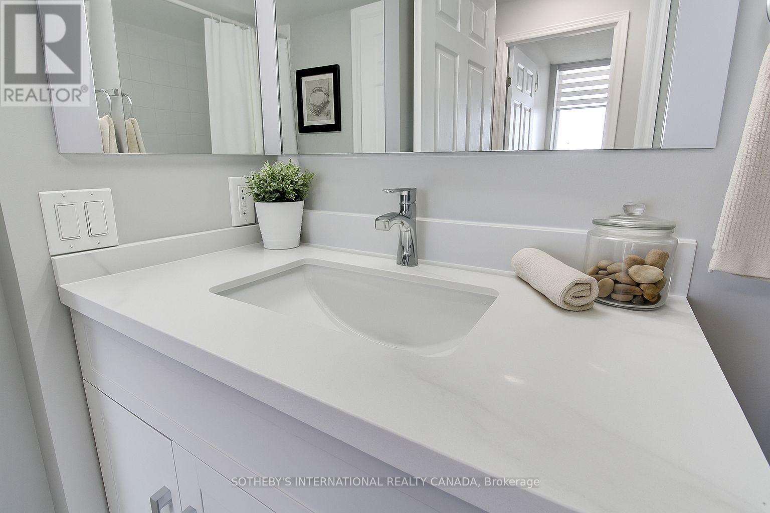 1415 - 55 Strathaven Drive, Mississauga, Ontario  L5R 4G9 - Photo 18 - W12540698