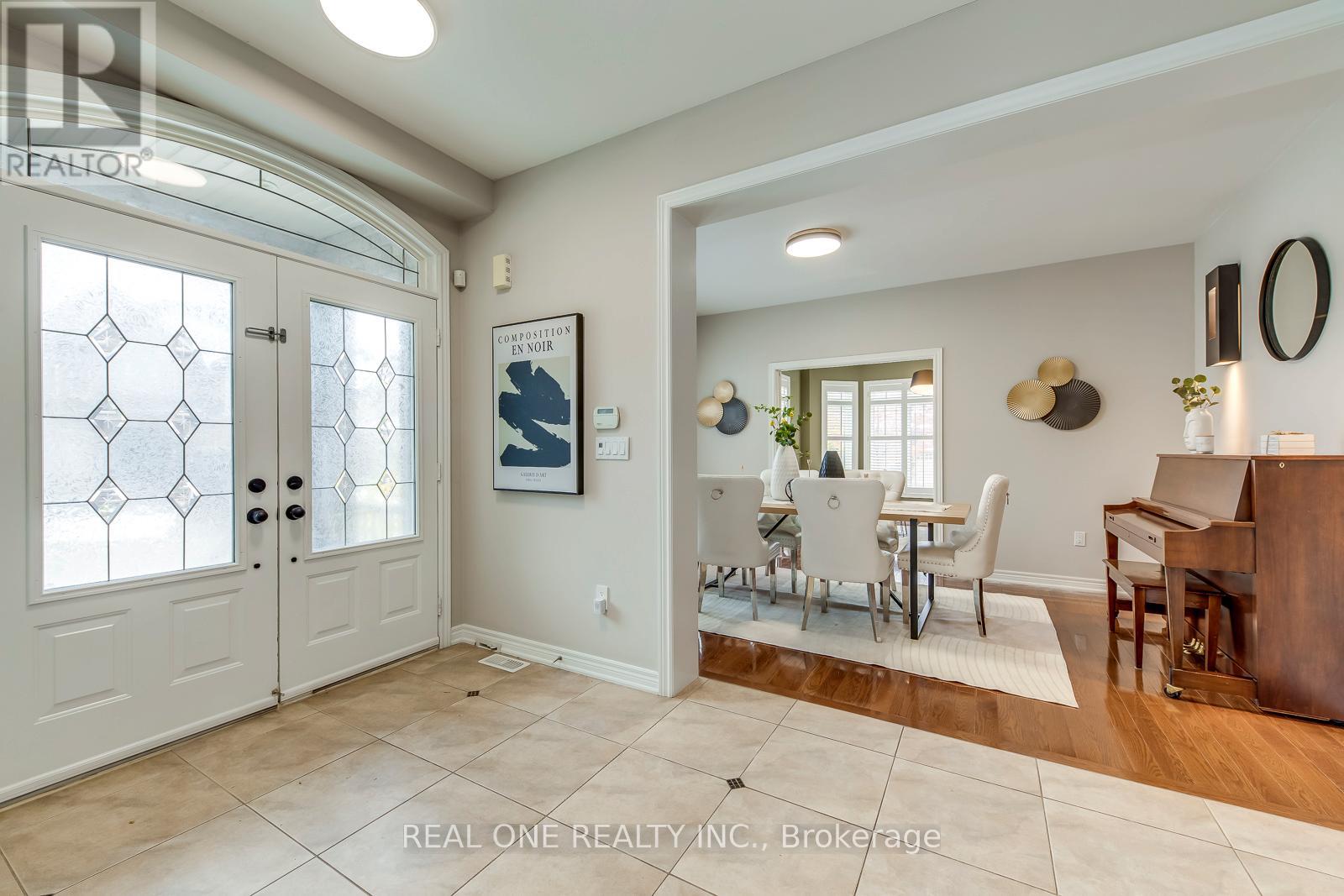 1254 Jezero Crescent, Oakville, Ontario  L6H 0B5 - Photo 15 - W12540700