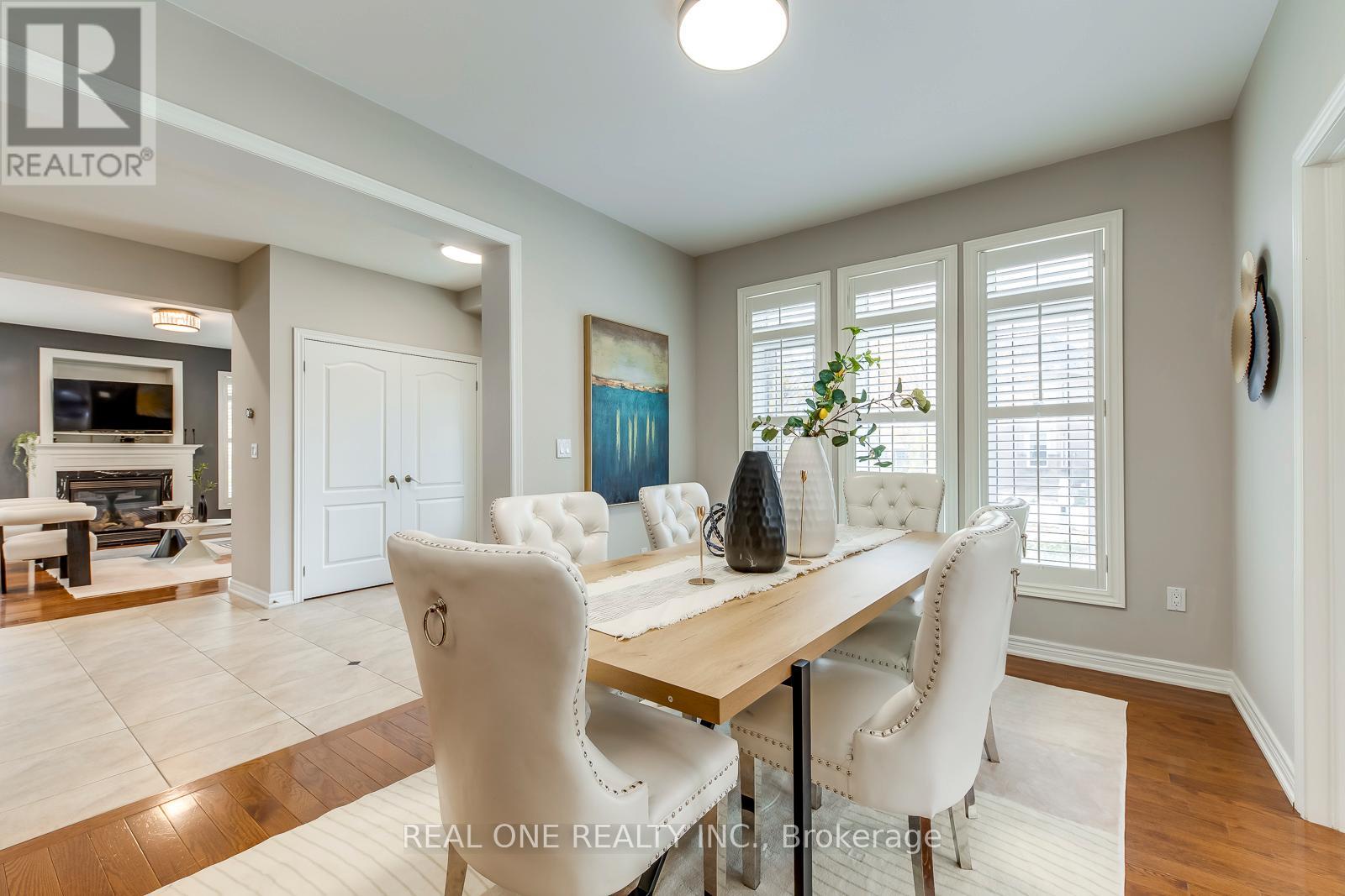 1254 Jezero Crescent, Oakville, Ontario  L6H 0B5 - Photo 18 - W12540700