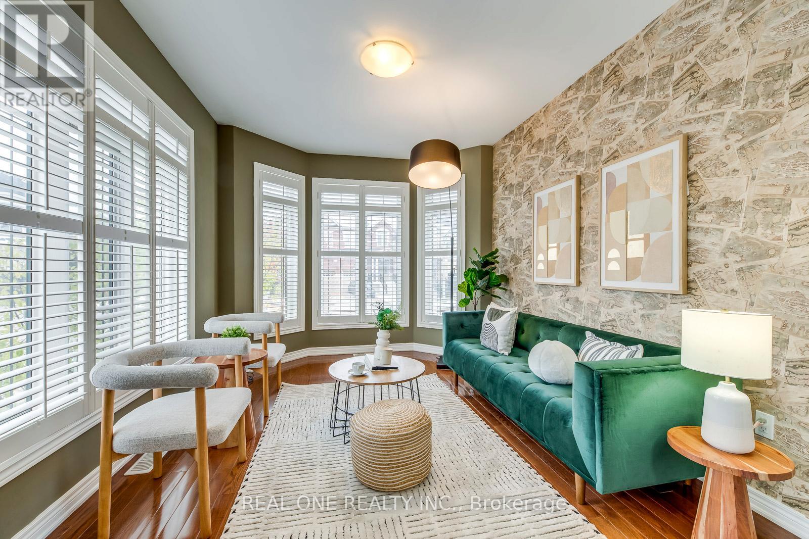 1254 Jezero Crescent, Oakville, Ontario  L6H 0B5 - Photo 19 - W12540700