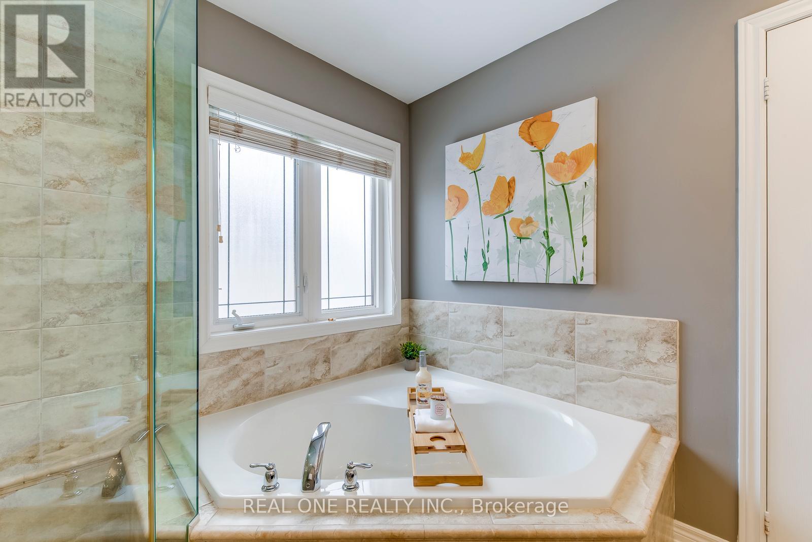 1254 Jezero Crescent, Oakville, Ontario  L6H 0B5 - Photo 30 - W12540700