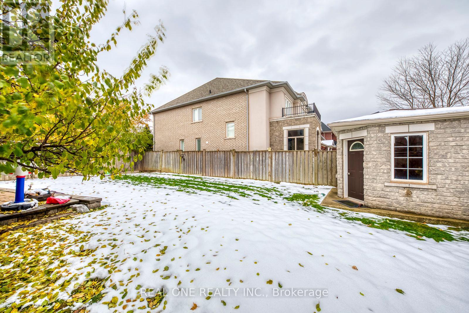 1254 Jezero Crescent, Oakville, Ontario  L6H 0B5 - Photo 49 - W12540700