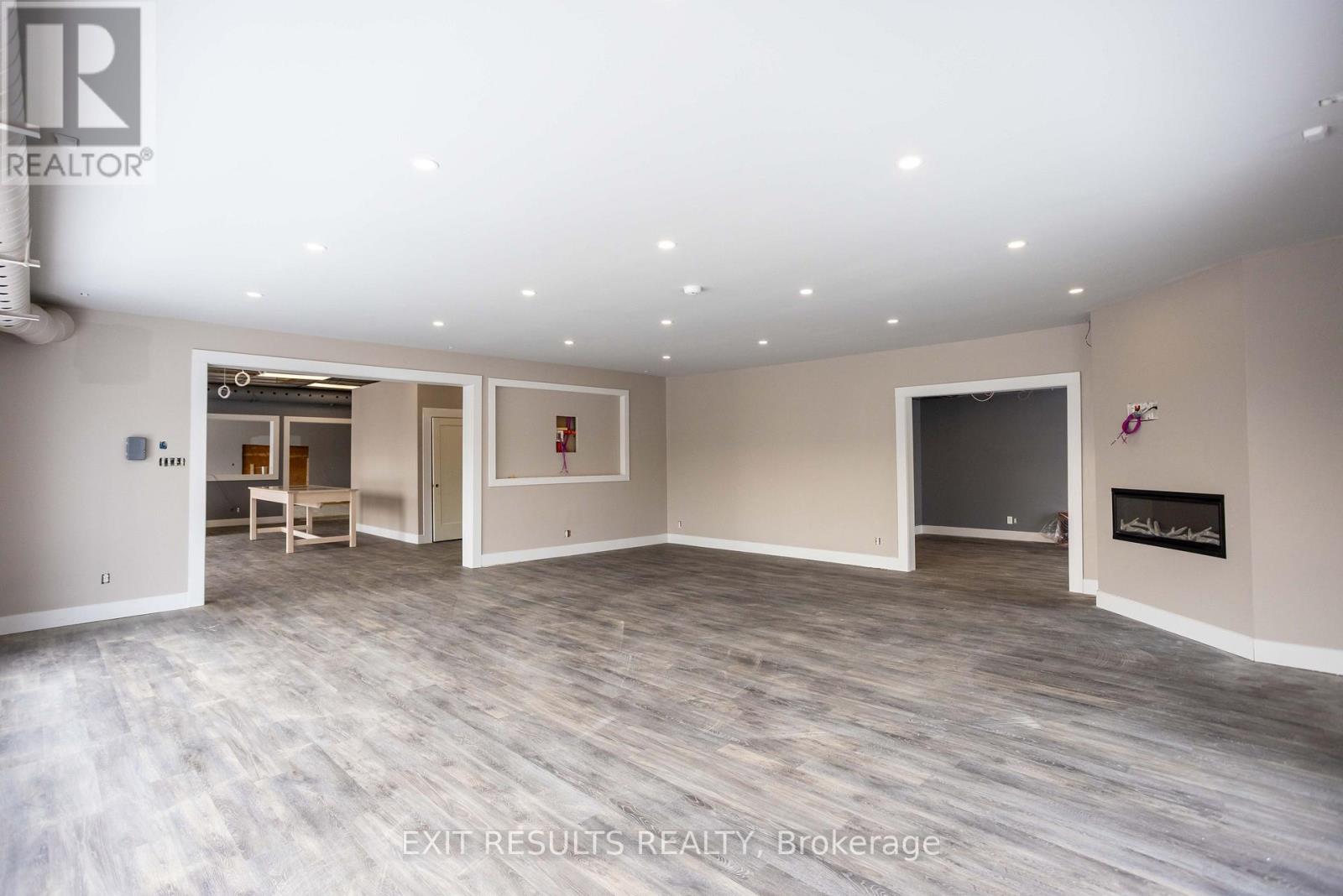 1027 Notre Dame Street, Russell, Ontario K0A 1W0 - Photo 11 - X11961526