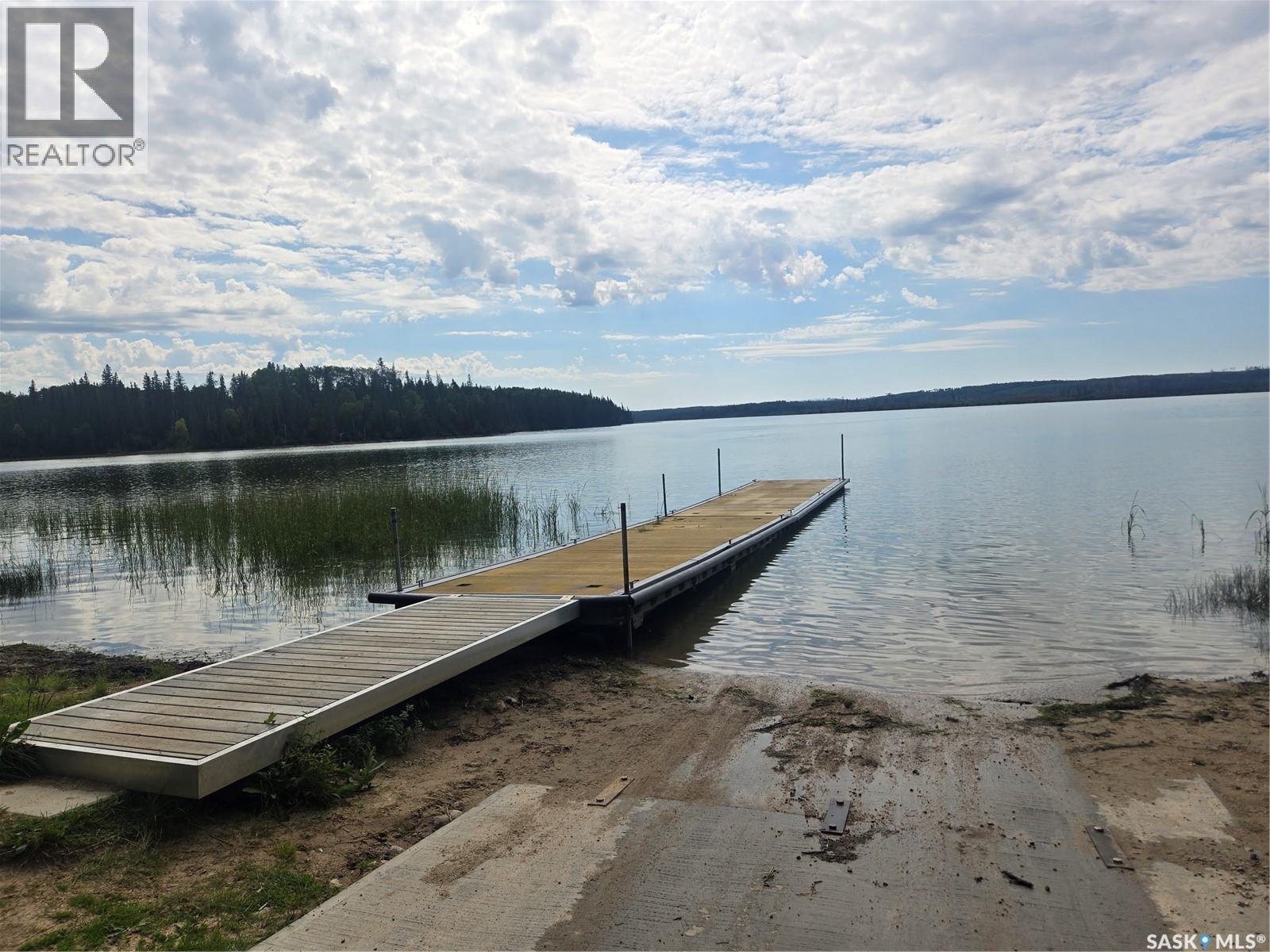 12 Lakeview Drive, Northern Admin District, Saskatchewan  S0J 1W0 - Photo 2 - SK016785