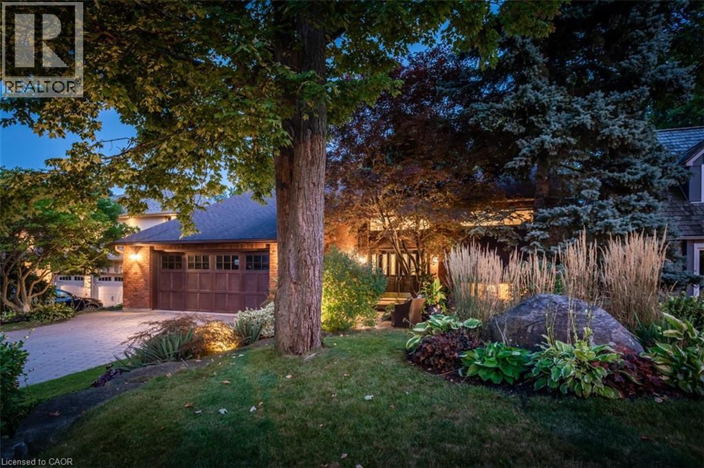 1351 Hazelton Boulevard, Burlington, Ontario  L7P 4T9 - Photo 3 - 40739722