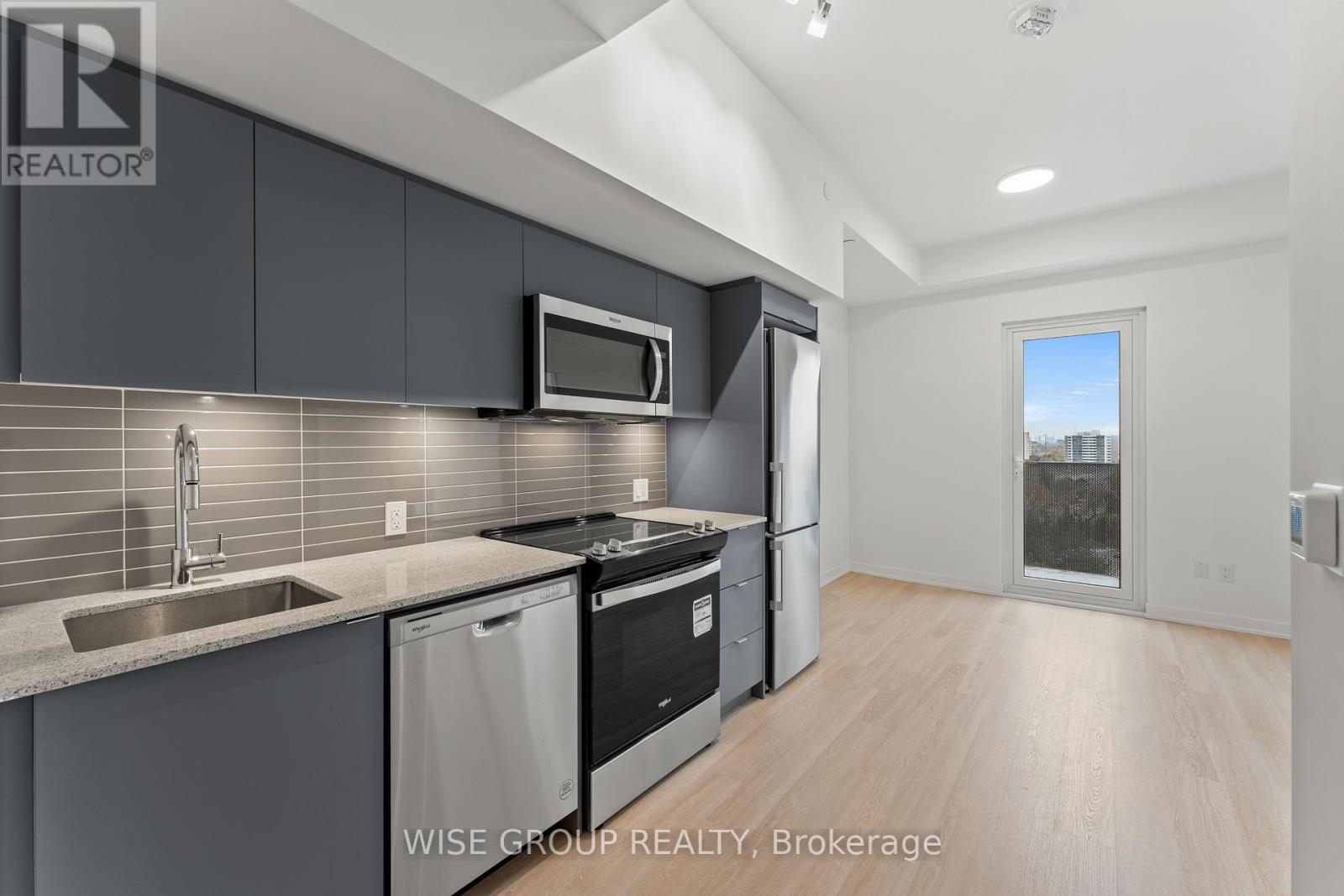 1104 - 500 Wilson Avenue, Toronto, Ontario  M3H 5Y9 - Photo 6 - C12540766