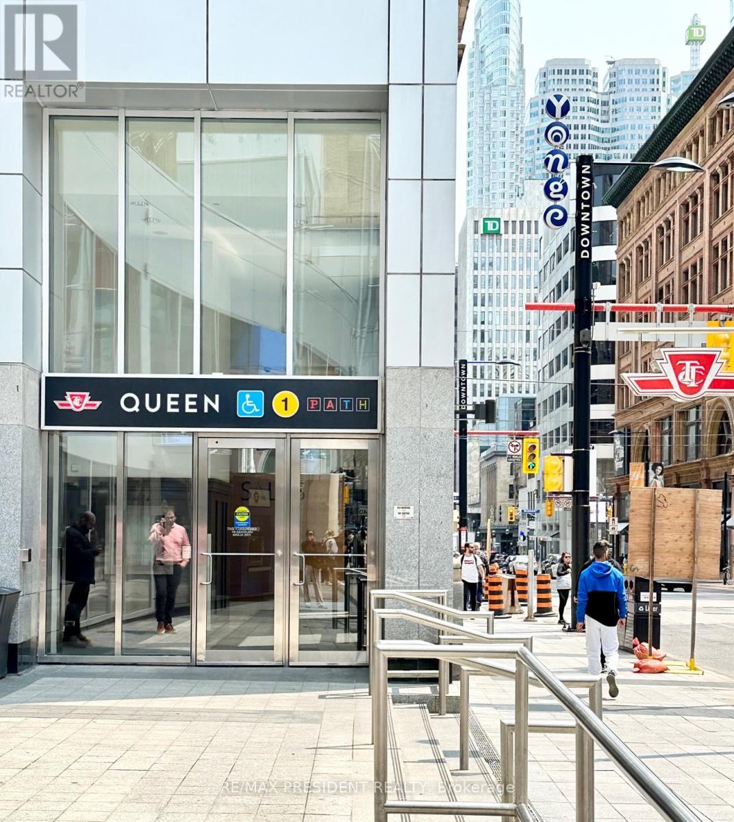 1310 - 197 YONGE STREET, Toronto, Ontario