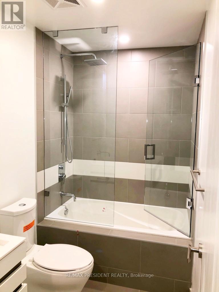 1310 - 197 Yonge Street, Toronto, Ontario  M5B 1M4 - Photo 27 - C12540778