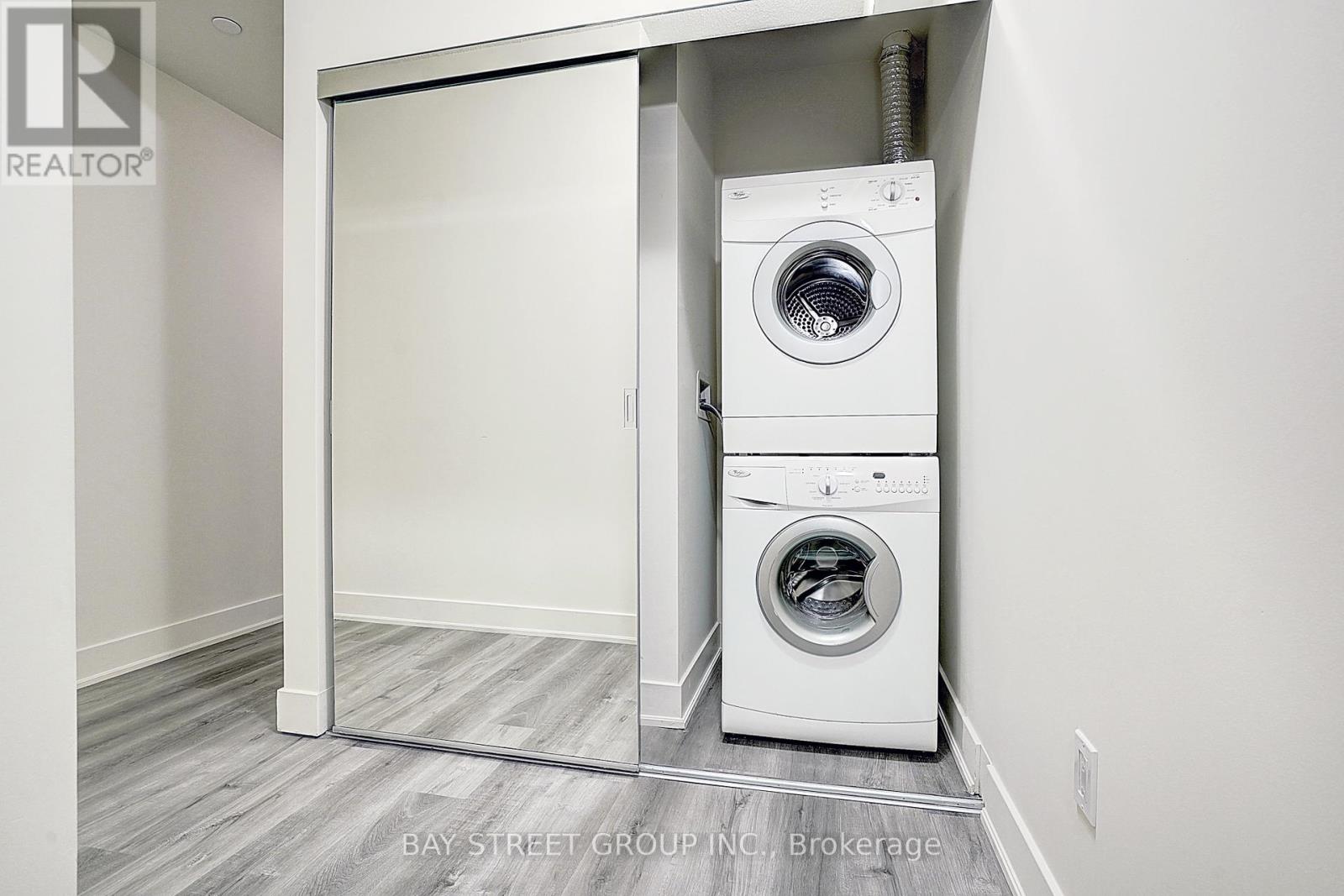 402 - 88 Sheppard Avenue E, Toronto, Ontario  M2N 0G9 - Photo 5 - C12540824