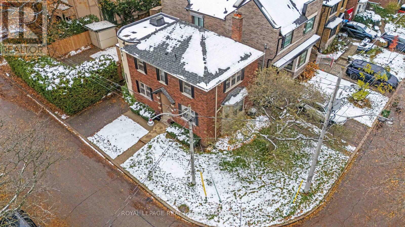 61 Braeside Road, Toronto, Ontario  M4N 1X9 - Photo 2 - C12540856